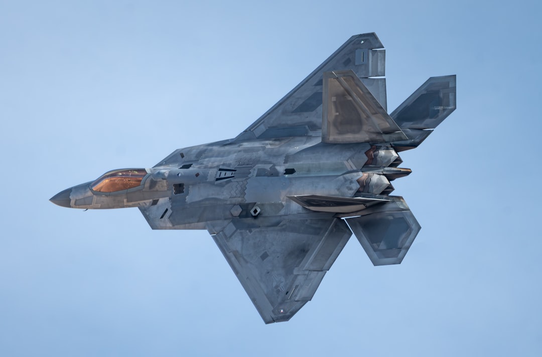 투자 분석 이미지